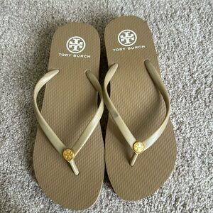 Tory Burch recently rubber platform flip flop. Size 8